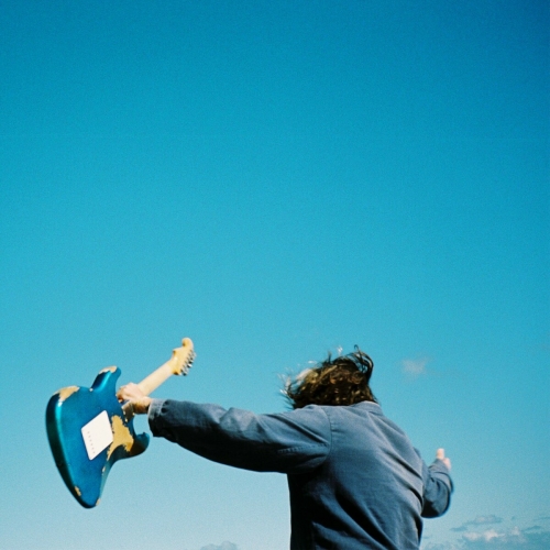 Feel Something  by Fiji Blue - imusic.am