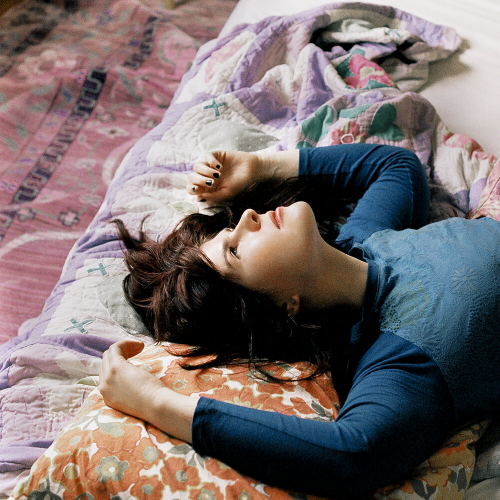 Hometown by Catie Turner - imusic.am