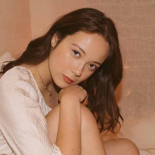 Winter Wonderland by Laufey - imusic.am