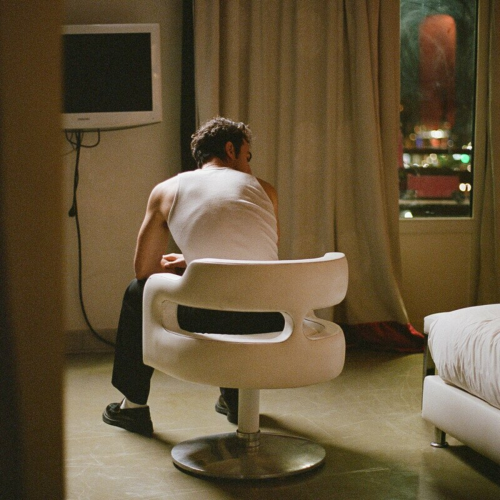 5am in Paris by Saint Levant - imusic.am