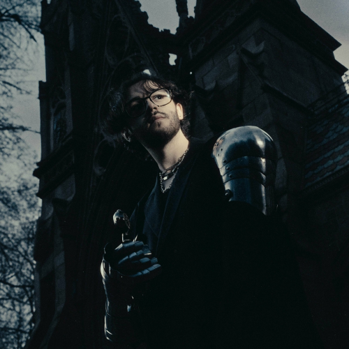 THE CASTLE NEVER FALLS by Chris Grey - imusic.am