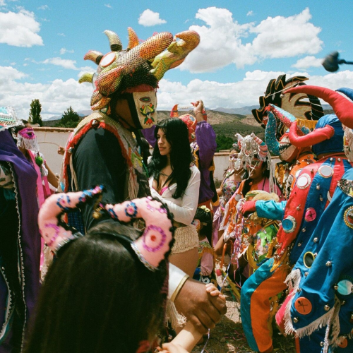 Latinaje by Cazzu - imusic.am