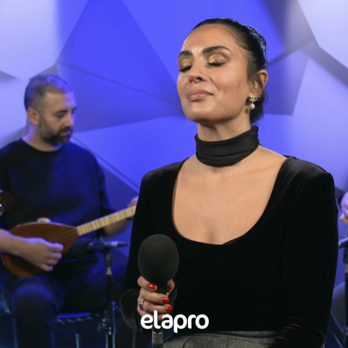 Bir Sandığım Vardır (feat. Aygül Alkış) by Elapro Sahne, Aygül Alkış - imusic.am