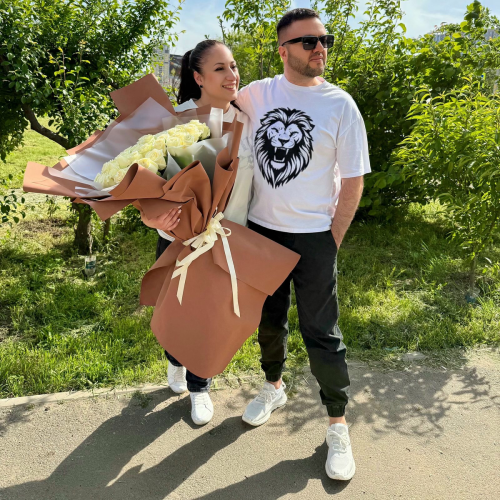 Белые розы by Mamikon - imusic.am