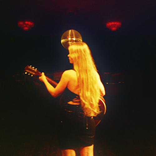 Darling by Alice Phoebe Lou - imusic.am