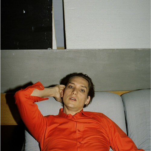 Raven On The First Floor by Thomas Azier - imusic.am