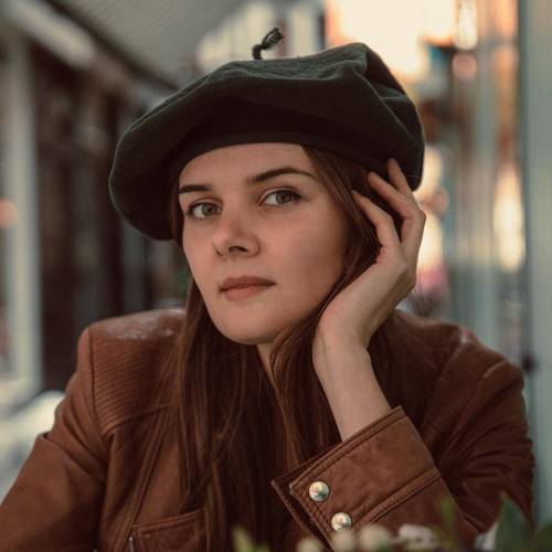 The Hypnotist by Ella Janes - imusic.am