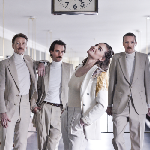 Darling West - imusic.am