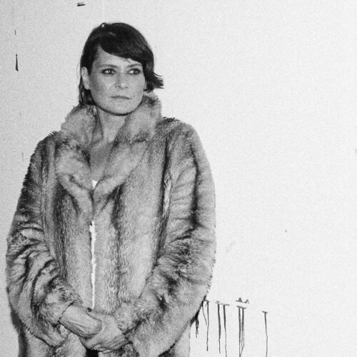 Sophie Barker - imusic.am