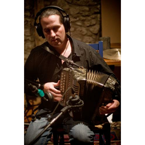 Mick McAuley - imusic.am