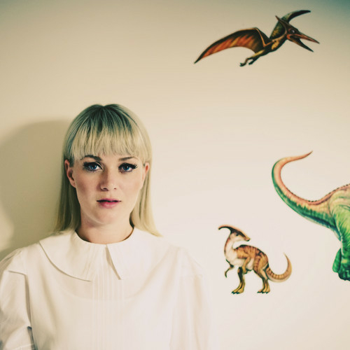 Ella Thompson - imusic.am