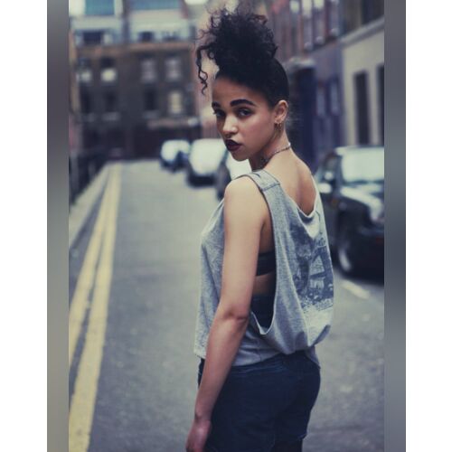 FKA twigs - imusic.am