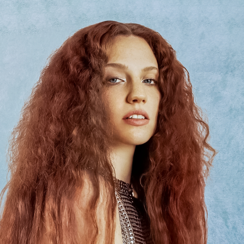 Jess Glynne