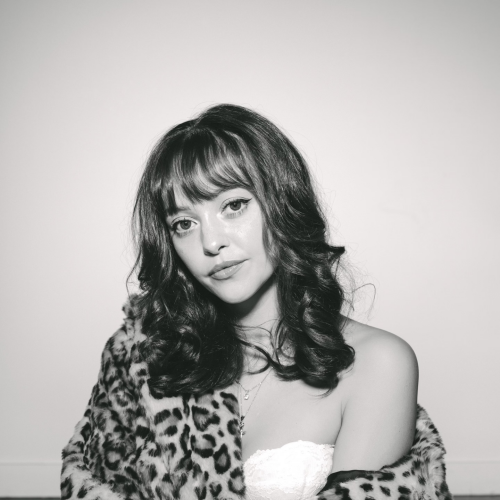 Ariana DeBoo - imusic.am