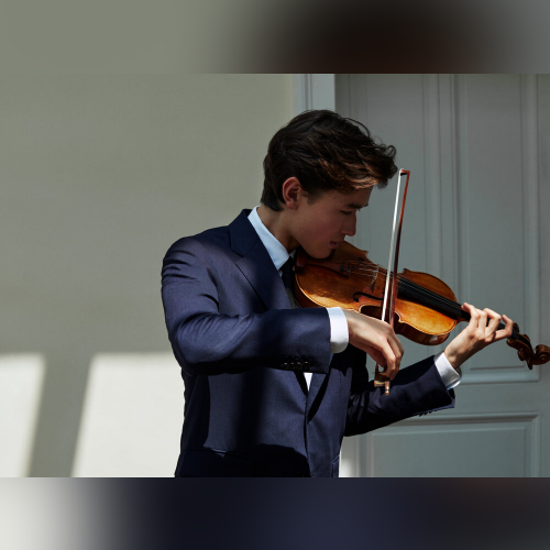 Daniel Lozakovich - imusic.am