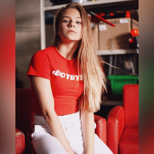 Катя Адушкина - imusic.am