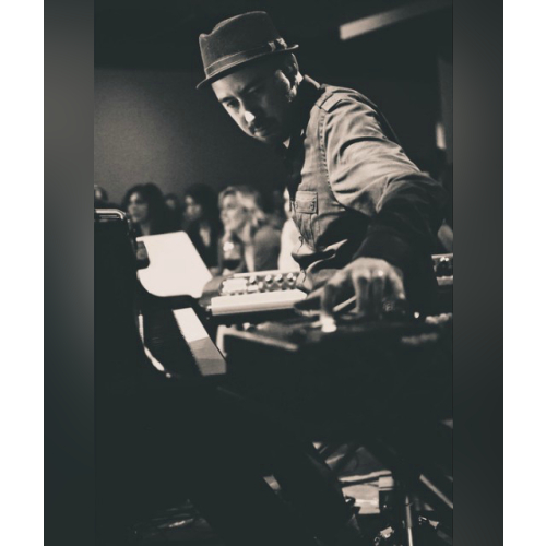 Mark de Clive-Lowe - imusic.am