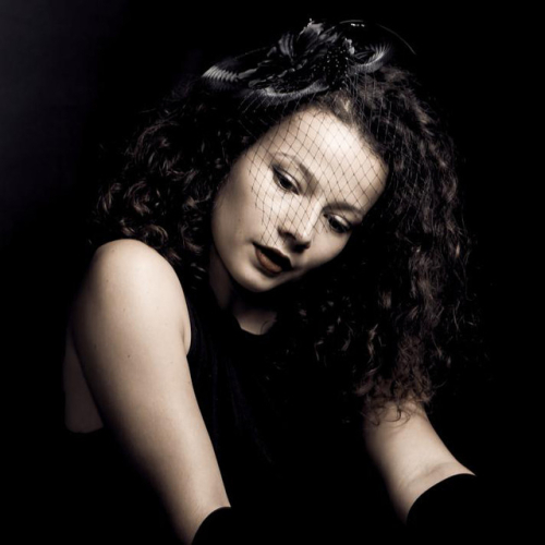 Laura Korinth - imusic.am