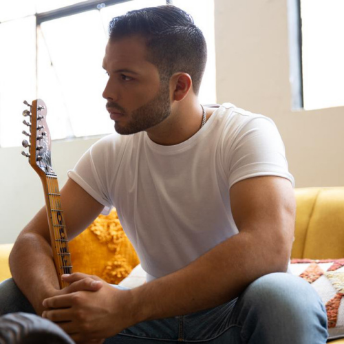 Leonardo Aguilar - imusic.am