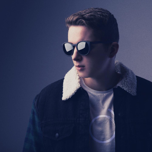 Chester Young - imusic.am