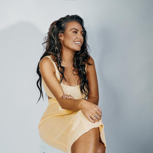 Laura White - imusic.am