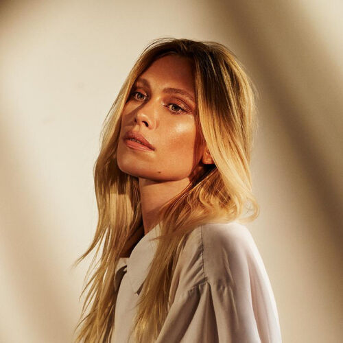 Emily Rowed - imusic.am