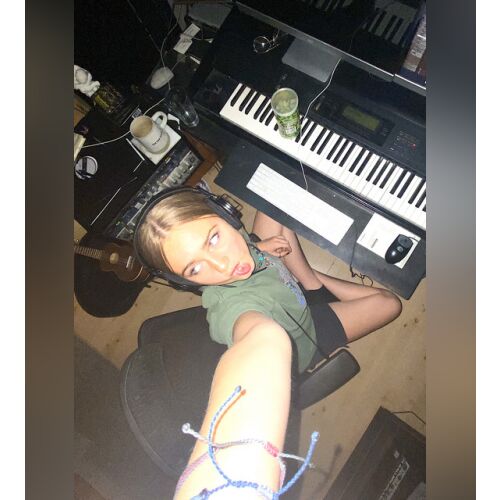 Claire Rosinkranz - imusic.am