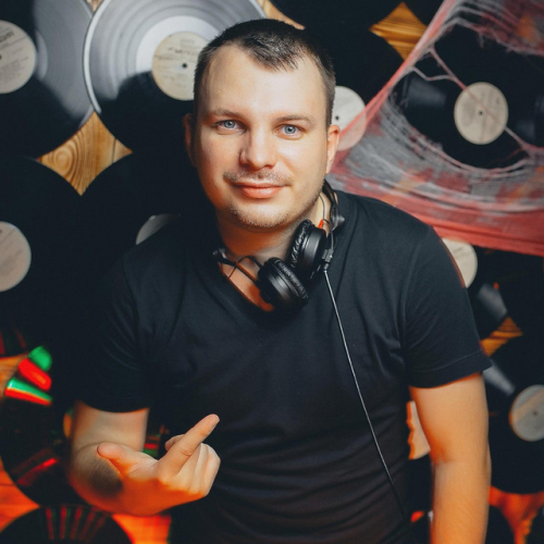 Vadim Adamov - imusic.am